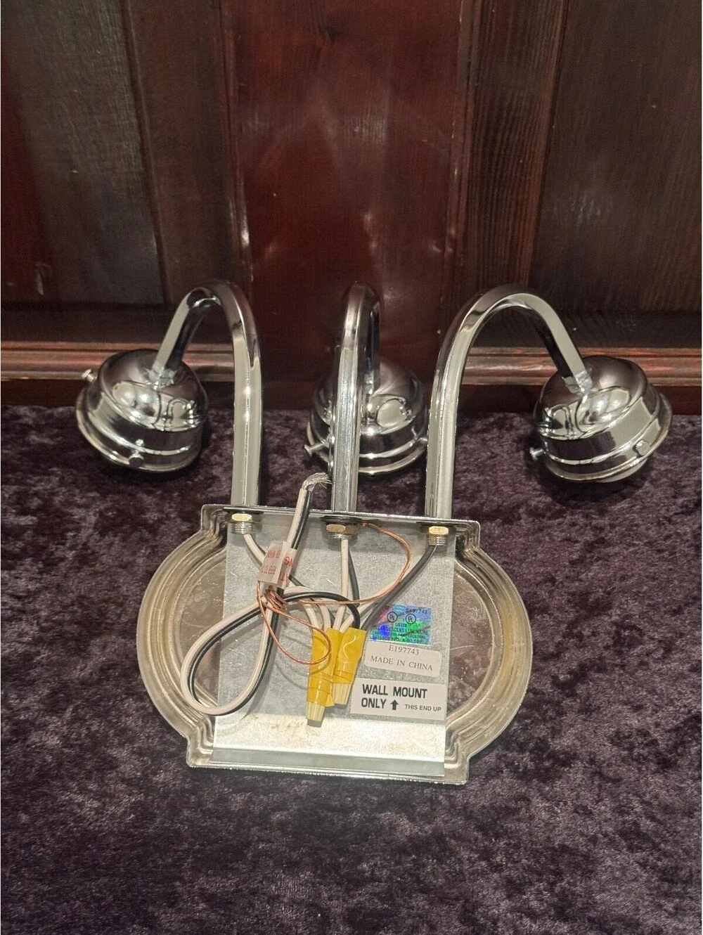 Vintage Style 3-Head Chrome Wall Mount Light Fixture